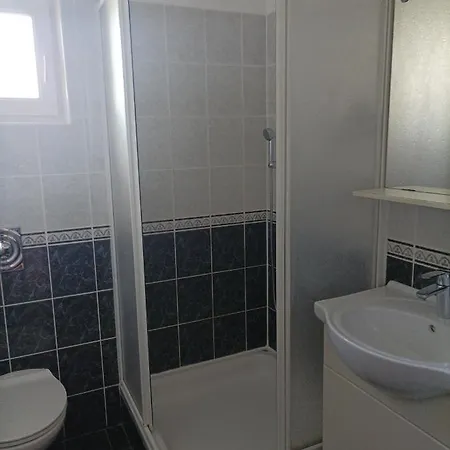 Kruskovac2 * Starigrad Paklenica